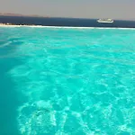 White Luxury With Amazing Seaview And Pool