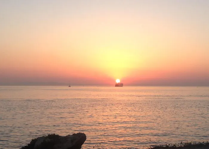 White Luxury With Amazing Seaview And Pool *