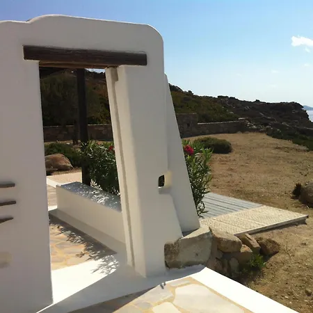 White Luxury With Amazing Seaview And Pool 圣斯特凡诺斯